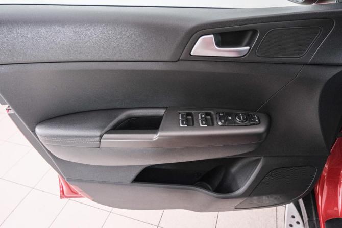 Kia Sportage IV Рестайлинг с пробегом 2021 года, цена 2 609 000 рублей, 154000 км, внедорожник, Автокод Объявления