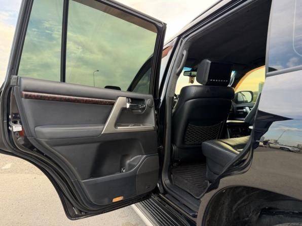 Toyota Land Cruiser 200 Series Рестайлинг 1 с пробегом 2012 года, цена 3 370 000 рублей, 153674 км, внедорожник, Автокод Объявления