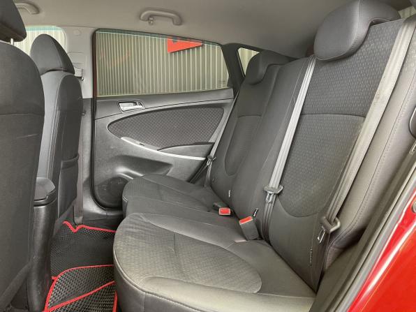 Hyundai Solaris I с пробегом 2012 года, цена 747 000 рублей, 176371 км, хэтчбек, Автокод Объявления