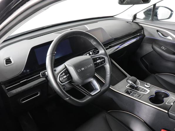 Omoda C5 I с пробегом 2023 года, цена 1 847 000 рублей, 51659 км, внедорожник, Автокод Объявления