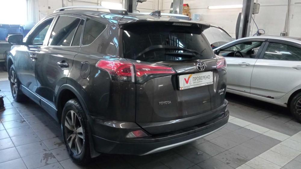 Toyota RAV4 IV (XA40) Рестайлинг Санкт-Петербург  - изображение 4