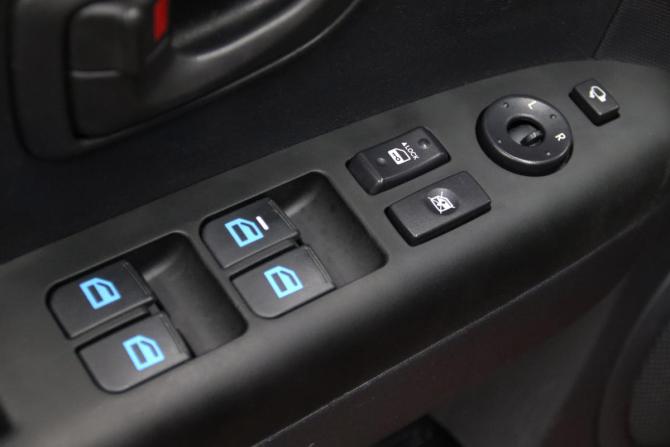 Kia Soul I с пробегом 2009 года, цена 695 950 рублей, 128090 км, хэтчбек, Автокод Объявления