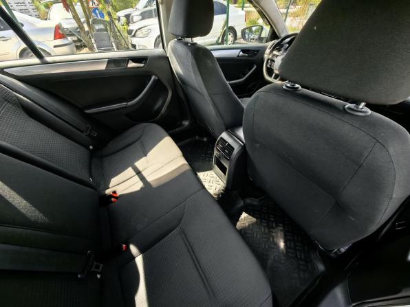 Volkswagen Jetta VI Рестайлинг с пробегом 2016 года, цена 929 000 рублей, 118633 км, седан, Автокод Объявления