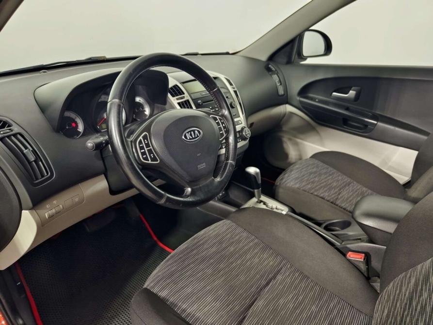 Kia Ceed I Санкт-Петербург  - изображение 9