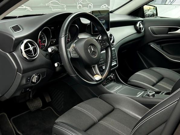 Mercedes-Benz GLA I (X156) Рестайлинг с пробегом 2019 года, цена 2 528 200 рублей, 95783 км, внедорожник, Автокод Объявления