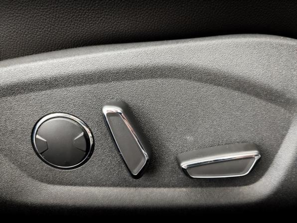 Ford Mondeo V с пробегом 2018 года, цена 1 830 000 рублей, 116815 км, седан, Автокод Объявления