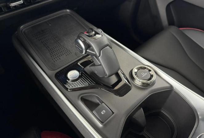 Haval H3 I с пробегом 2024 года, цена 2 665 000 рублей, 8084 км, внедорожник, Автокод Объявления