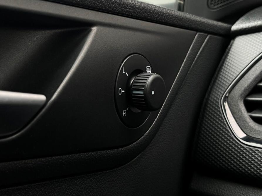 Volkswagen Polo VI Санкт-Петербург  - изображение 17