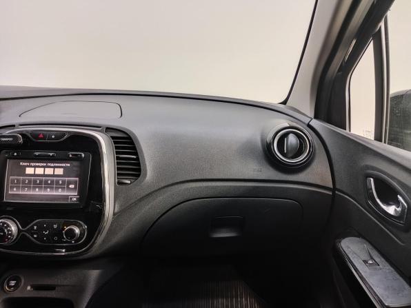 Renault Kaptur I с пробегом 2018 года, цена 1 395 000 рублей, 134498 км, внедорожник, Автокод Объявления