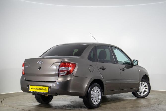Lada (ВАЗ) Granta I Рестайлинг с пробегом 2018 года, цена 859 000 рублей, 65323 км, седан, Автокод Объявления