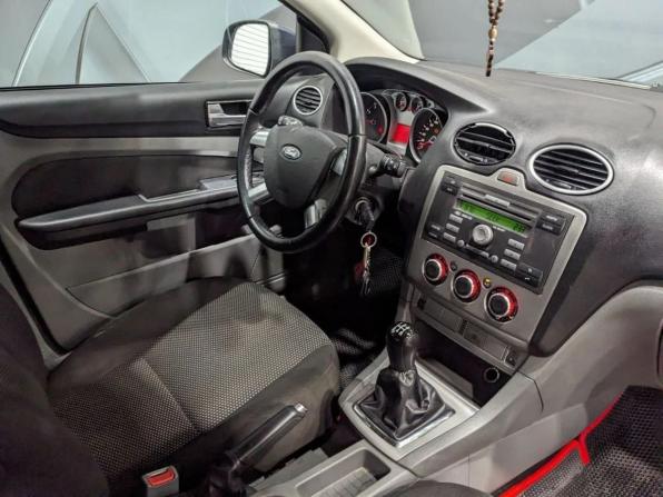 Ford Focus II Рестайлинг с пробегом 2011 года, цена 410 000 рублей, 343000 км, седан, Автокод Объявления