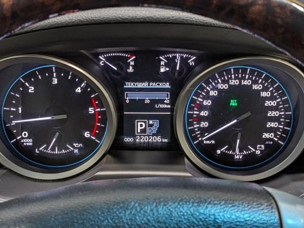 Toyota Land Cruiser 200 Series Рестайлинг 1 с пробегом 2012 года, цена 2 995 000 рублей, 220186 км, внедорожник, Автокод Объявления