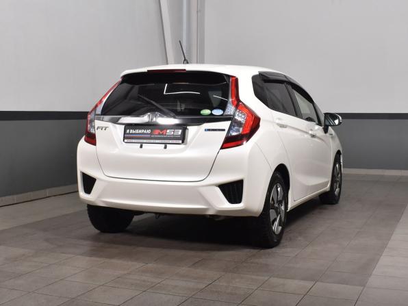Honda Fit III с пробегом 2016 года, цена 1 099 995 рублей, 84118 км, хэтчбек, Автокод Объявления