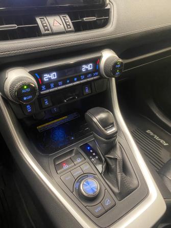 Toyota RAV4 V (XA50) с пробегом 2021 года, цена 3 650 000 рублей, 122800 км, внедорожник, Автокод Объявления