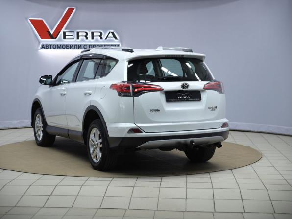 Toyota RAV4 IV (XA40) Рестайлинг с пробегом 2018 года, цена 2 520 000 рублей, 93018 км, внедорожник, Автокод Объявления