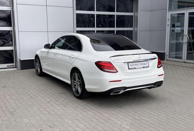 Mercedes-Benz E-Класс V (W213 S213 C238) с пробегом 2018 года, цена 2 990 000 рублей, 162448 км, седан, Автокод Объявления