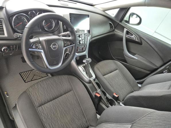 Opel Astra J Рестайлинг с пробегом 2013 года, цена 799 000 рублей, 213565 км, универсал, Автокод Объявления