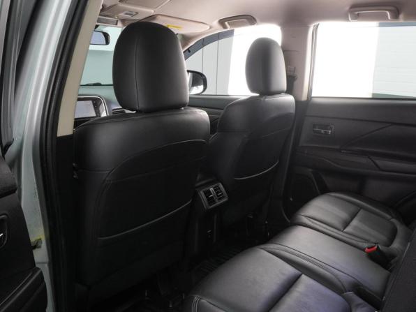 Mitsubishi Outlander III Рестайлинг 3 с пробегом 2020 года, цена 2 438 000 рублей, 182952 км, внедорожник, Автокод Объявления