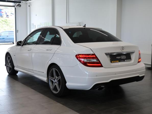 Mercedes-Benz C-Класс III (W204) Рестайлинг с пробегом 2013 года, цена 1 575 000 рублей, 142038 км, седан, Автокод Объявления