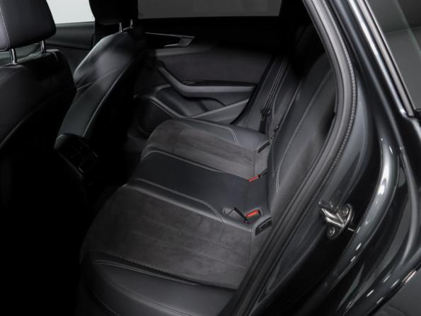 Audi A4 V (B9) Рестайлинг с пробегом 2020 года, цена 3 499 900 рублей, 75800 км, седан, Автокод Объявления