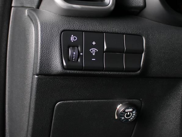 Kia Sportage IV Рестайлинг с пробегом 2020 года, цена 2 480 000 рублей, 91065 км, внедорожник, Автокод Объявления