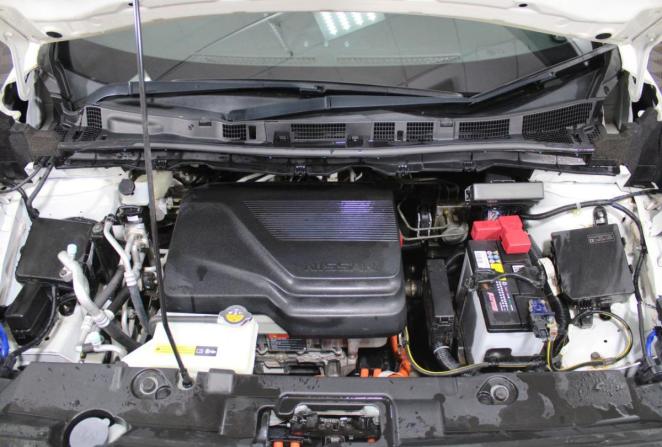 Nissan Leaf II (ZE1) с пробегом 2018 года, цена 1 590 000 рублей, 60712 км, хэтчбек, Автокод Объявления