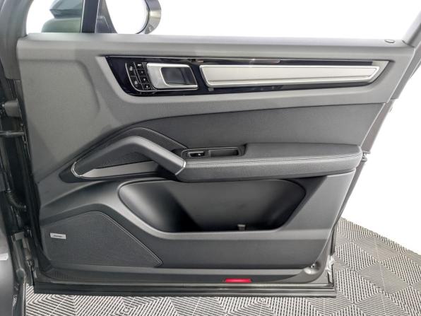 Porsche Cayenne III с пробегом 2019 года, цена 5 555 000 рублей, 114267 км, внедорожник, Автокод Объявления