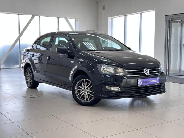 Volkswagen Polo V Рестайлинг с пробегом 2019 года, цена 1 090 000 рублей, 217800 км, седан, Автокод Объявления