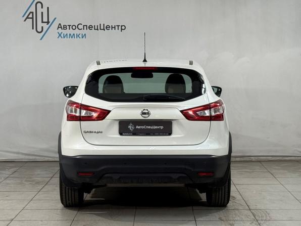 Nissan Qashqai II с пробегом 2016 года, цена 1 557 800 рублей, 64000 км, внедорожник, Автокод Объявления