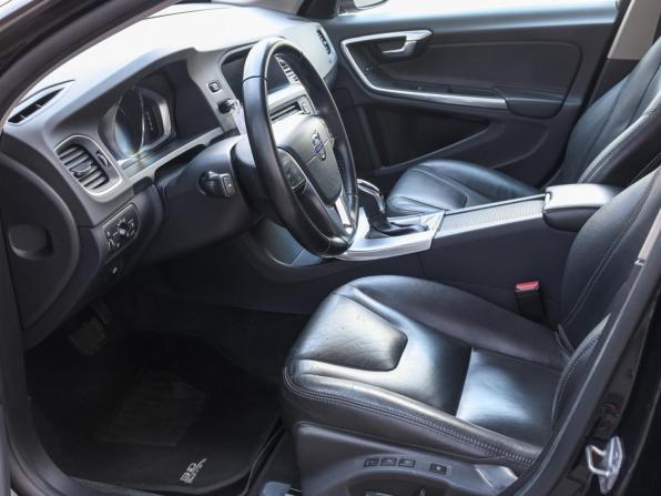Volvo S60 II Рестайлинг с пробегом 2016 года, цена 1 529 000 рублей, 136715 км, седан, Автокод Объявления