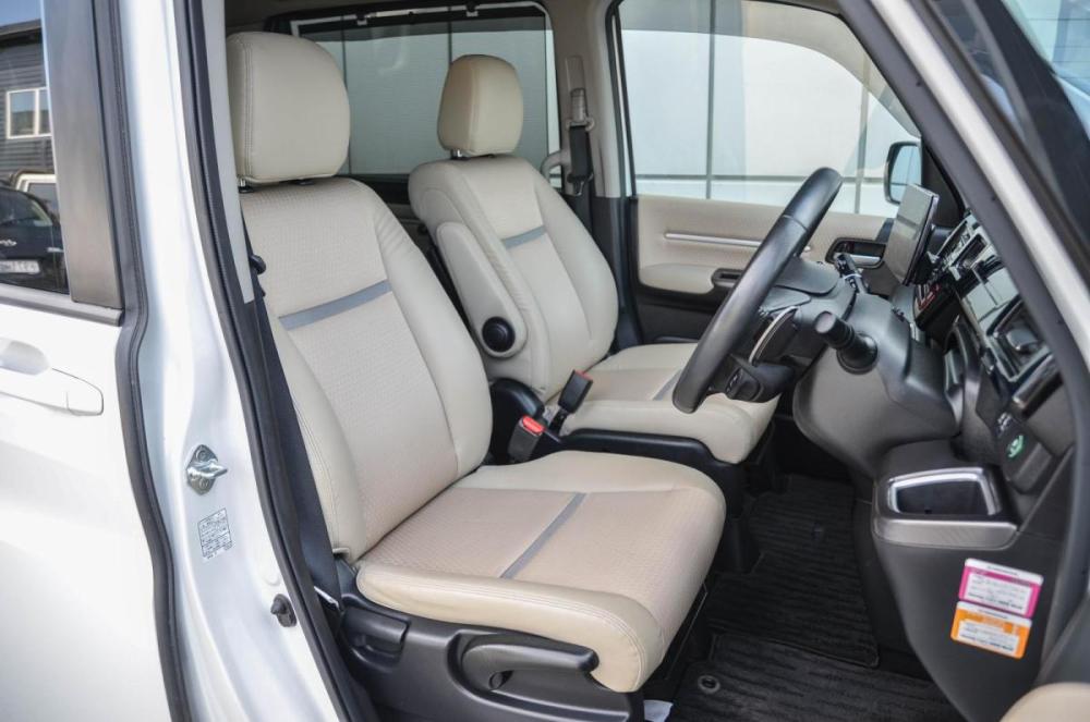Honda Stepwgn V Рестайлинг Курган  - изображение 10