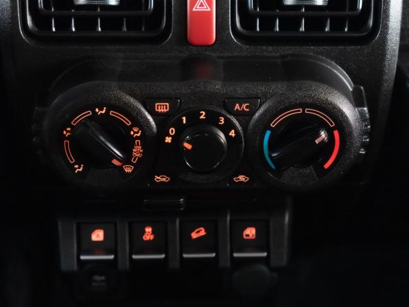 Suzuki Jimny IV с пробегом 2020 года, цена 3 399 000 рублей, 32610 км, внедорожник, Автокод Объявления