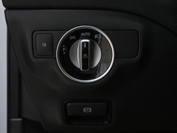 Mercedes-Benz GLA I (X156) Рестайлинг с пробегом 2019 года, цена 2 070 000 рублей, 142098 км, внедорожник, Автокод Объявления