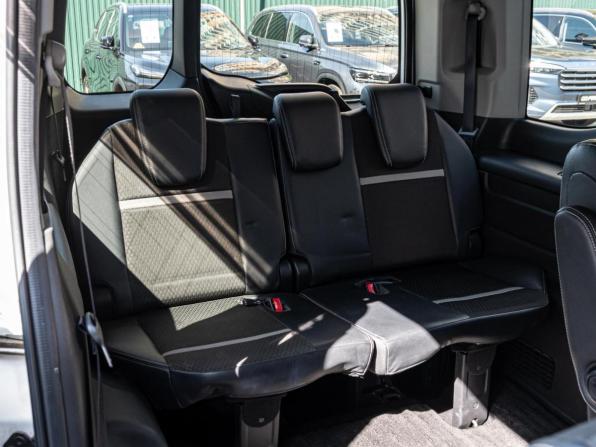 Honda Stepwgn V Рестайлинг с пробегом 2018 года, цена 2 445 000 рублей, 72757 км, минивэн, Автокод Объявления