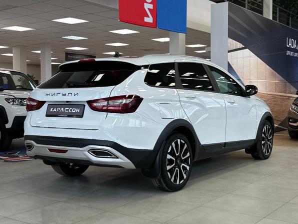 Lada (ВАЗ) Vesta I Рестайлинг (NG) с пробегом 2024 года, цена 1 570 000 рублей, 30000 км, универсал, Автокод Объявления