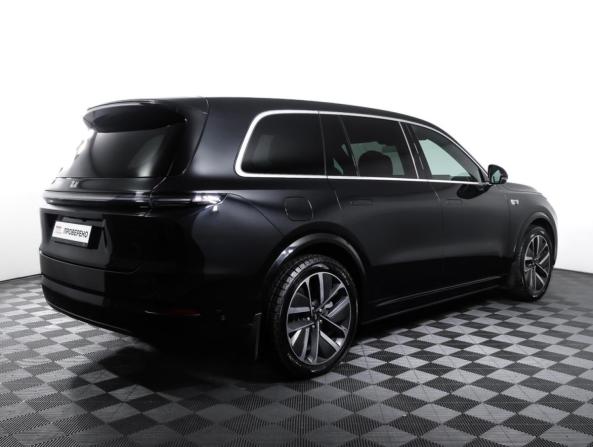 Li Auto (Lixiang) L9 I с пробегом 2023 года, цена 5 850 000 рублей, 56000 км, внедорожник, Автокод Объявления