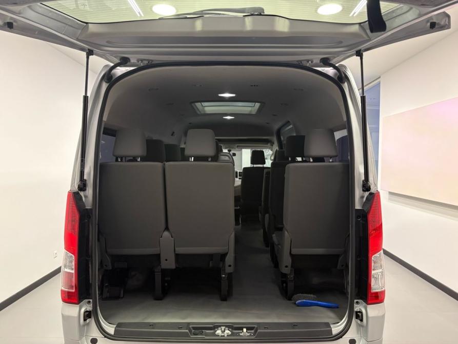 Toyota HiAce H300 Омск  - изображение 12