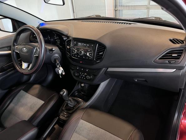 Lada (ВАЗ) Vesta I с пробегом 2018 года, цена 965 000 рублей, 92996 км, седан, Автокод Объявления