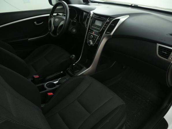 Hyundai i30 II с пробегом 2013 года, цена 755 000 рублей, 197700 км, хэтчбек, Автокод Объявления