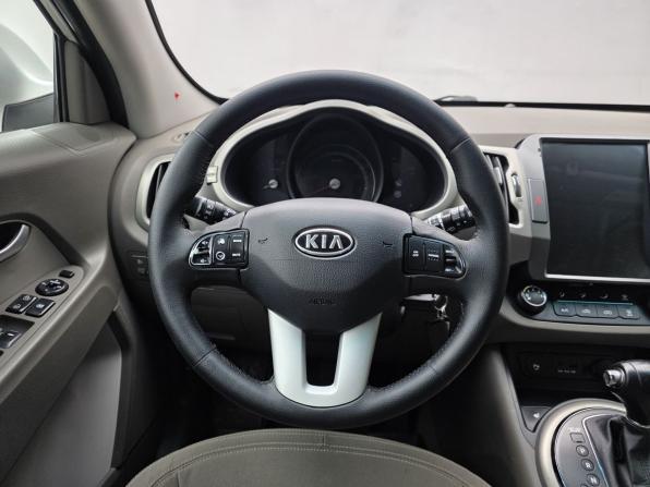 Kia Sportage III с пробегом 2010 года, цена 1 065 000 рублей, 198827 км, внедорожник, Автокод Объявления