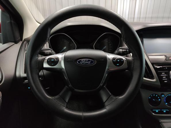 Ford Focus III с пробегом 2013 года, цена 725 000 рублей, 155556 км, седан, Автокод Объявления