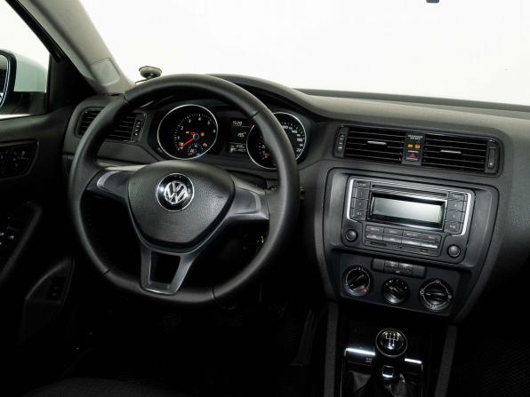 Volkswagen Jetta VI Рестайлинг с пробегом 2015 года, цена 1 035 000 рублей, 129000 км, седан, Автокод Объявления
