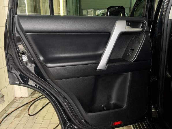 Toyota Land Cruiser Prado 150 Series Рестайлинг 2 с пробегом 2018 года, цена 4 750 000 рублей, 89426 км, внедорожник, Автокод Объявления