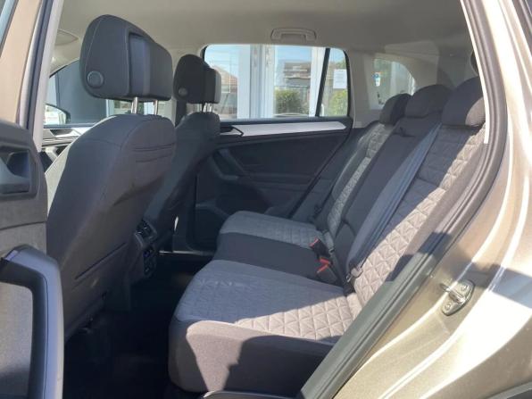Volkswagen Tiguan II Рестайлинг с пробегом 2021 года, цена 2 785 000 рублей, 120187 км, внедорожник, Автокод Объявления