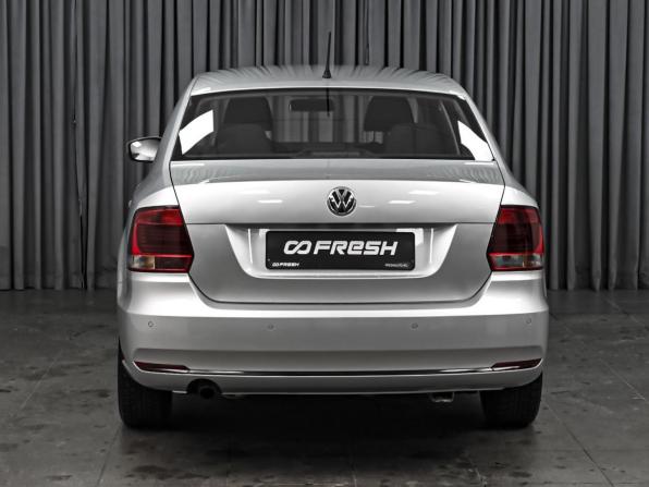 Volkswagen Polo V Рестайлинг с пробегом 2016 года, цена 1 215 000 рублей, 158530 км, седан, Автокод Объявления