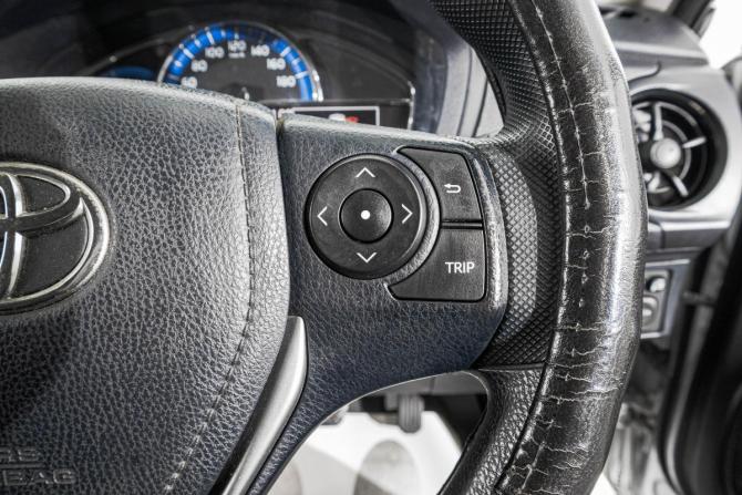 Toyota Corolla XI (E160 E170) Рестайлинг 2 с пробегом 2019 года, цена 1 409 000 рублей, 193000 км, универсал, Автокод Объявления