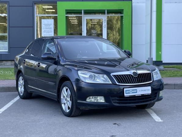 Skoda Octavia II (A5) Рестайлинг с пробегом 2011 года, цена 650 000 рублей, 211661 км, лифтбек, Автокод Объявления