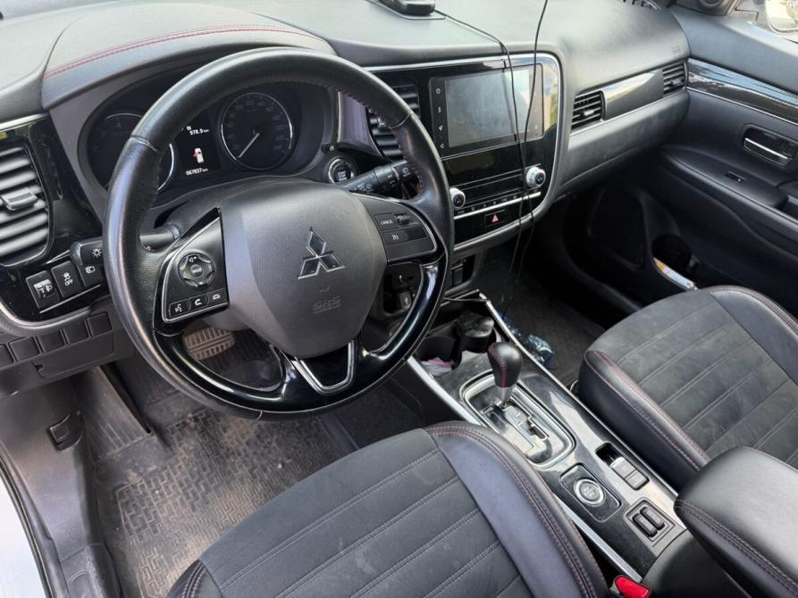 Mitsubishi Outlander III Рестайлинг 3 Челябинск  - изображение 3
