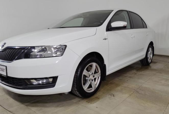 Skoda Rapid I Рестайлинг с пробегом 2019 года, цена 1 385 000 рублей, 47800 км, лифтбек, Автокод Объявления
