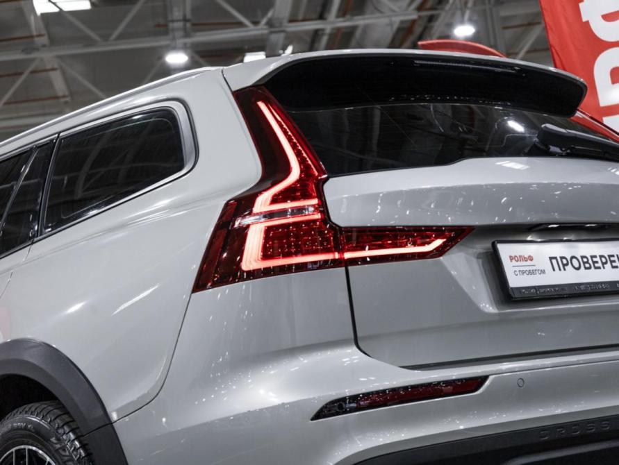 Volvo V60 Cross Country II Санкт-Петербург  - изображение 13